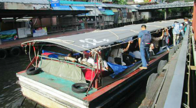 渋滞知らずの水上交通！バンコクのセンセープ（センセーブ）運河ボートに乗ろう
