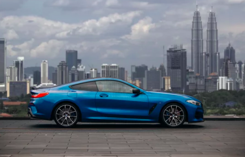 マレーシアで車は運転できる？免許と車の入手方法