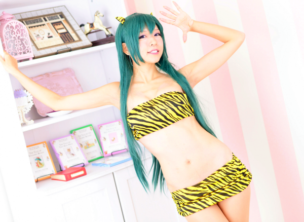 楽しくカオスなベトナム x アニメコスプレの世界！