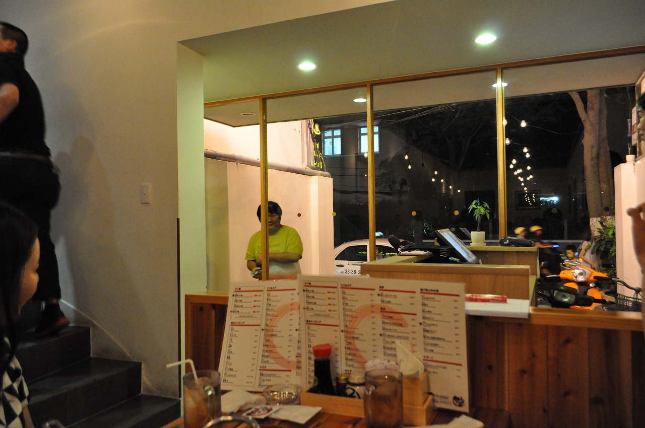 ホーチミンマスターの到着