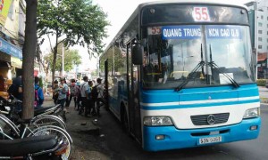 ベトナムのローカルバス