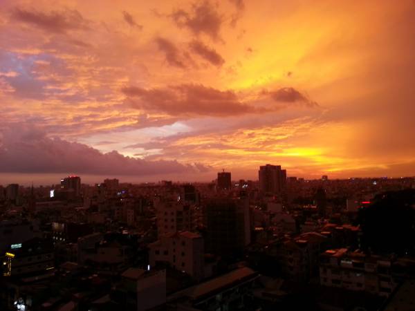 ホーチミンの綺麗な夕日