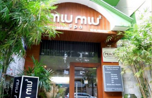 miu miuの中にある美容室peace