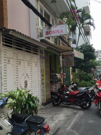 ベトナムのローカルのシントー屋さんの入り口写真