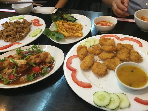 右手にあるのがフリット