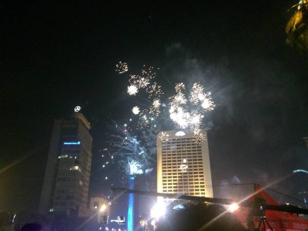 年越しの花火（2）