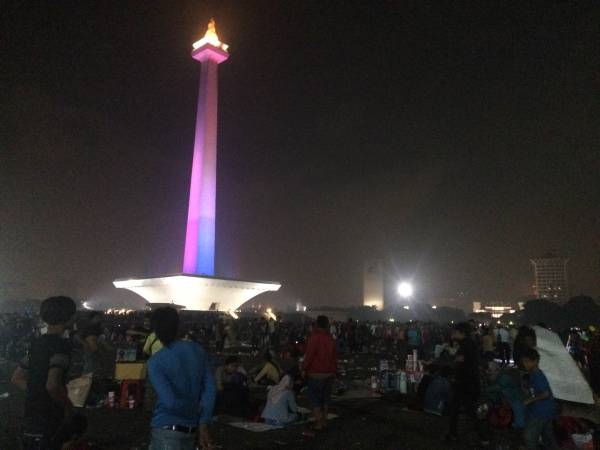 ジャカルタ名物「独立記念塔」