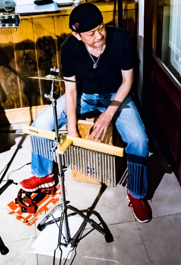 カホンにて参加のSPIKE