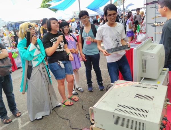 カラオケマシーン