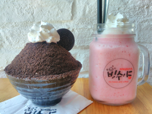 韓国系かき氷店Bingsuya Coffeeの黒いかき氷・BINGSU OREO