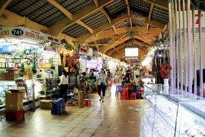 ベンタン市場 建物内