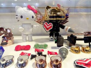 カスタムできるロボットキティ（キティのロボット製造工場イベント）