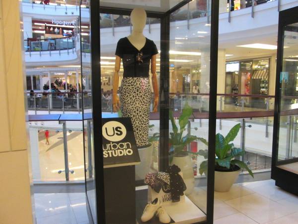 セントラルワールド・プラザ（Central World Plaza）のマネキン