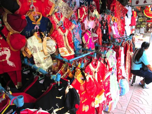 仏教色の強い子供用服飾屋