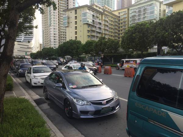 マニラ市内の渋滞の様子