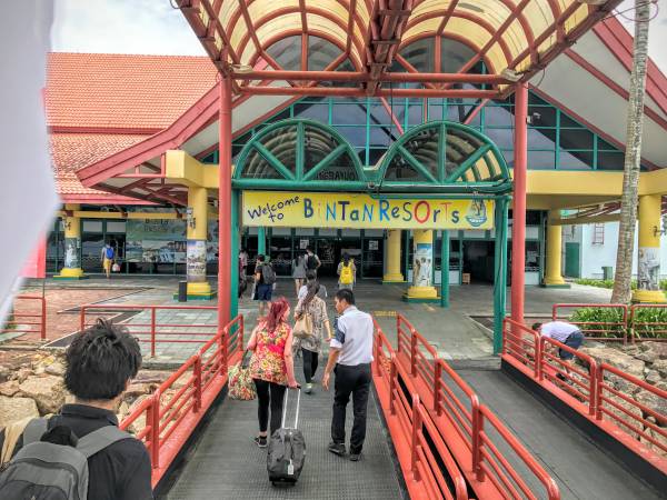 ビンタン島の海からの入り口