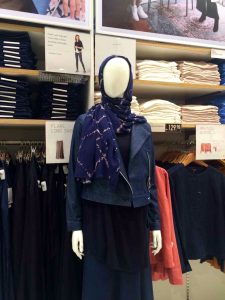 hijab_uniqlo