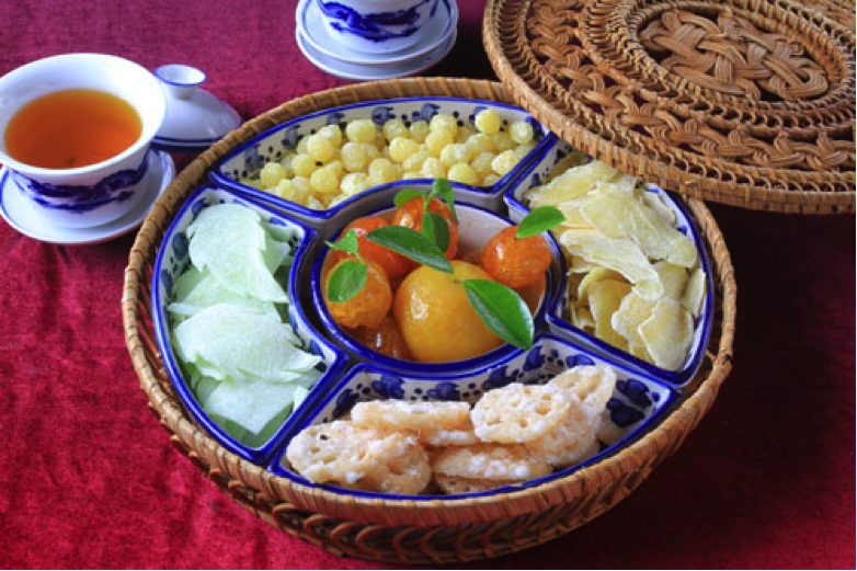 引用元：http://starpress.vn/meo-mua-hat-dua-mut-banh-keo-an-toan-ngay-tet/