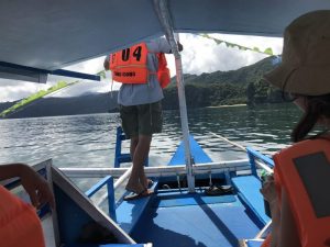 サバンの港のボートの写真1