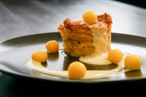 スカイデックの料理、Ensaymada Pudding