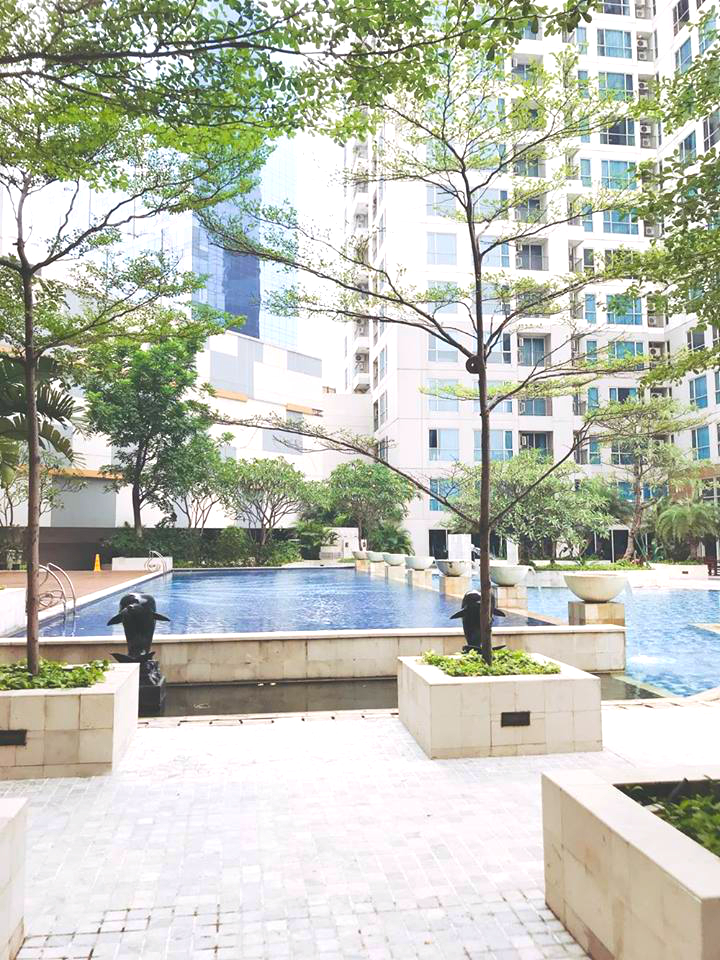 インドネシアの住居「レジデンス」についているプール