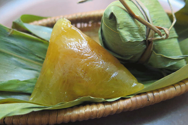 ベトナムの伝統的なケーキ⑤「バインウー」