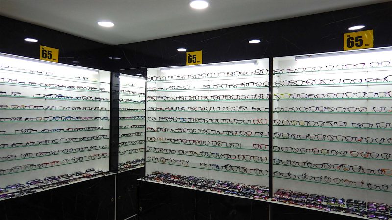 クアラルンプールの激安メガネ