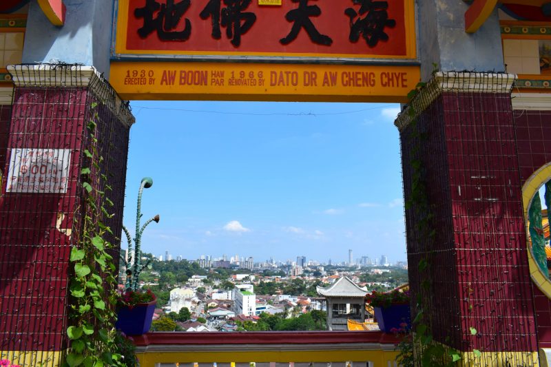 ペナン島ケックロックシ寺院マレーシア最大
